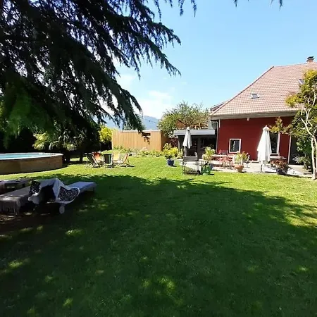 La Cabane Du Bonheur Aix-les-Bains Exterior photo