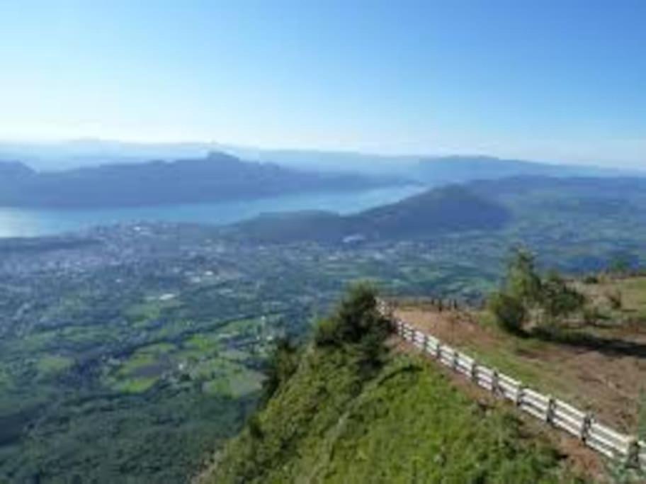 La Du Bonheur Hébergement de vacances Aix-les-Bains